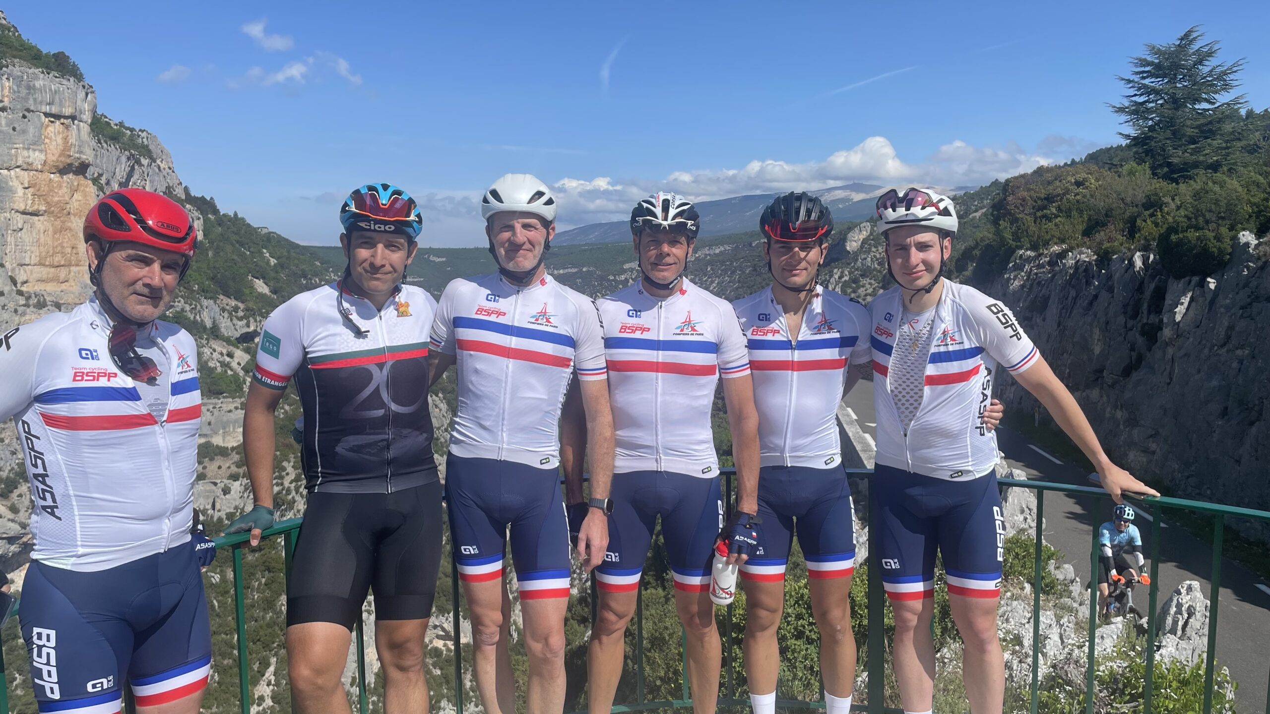 Avignon Soleil, Escalade dans le pays du Mont Ventoux